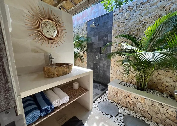 Santana Bingin Villa