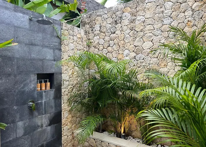 Santana Bingin Villa *